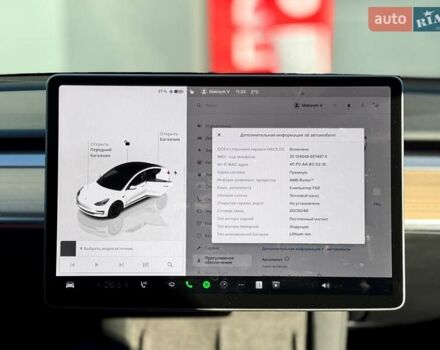 Белый Тесла Модель 3, объемом двигателя 0 л и пробегом 35 тыс. км за 27999 $, фото 22 на Automoto.ua