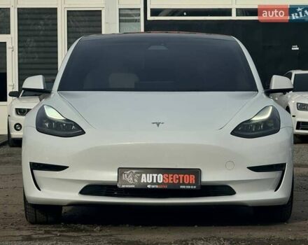 Белый Тесла Модель 3, объемом двигателя 0 л и пробегом 18 тыс. км за 21500 $, фото 5 на Automoto.ua