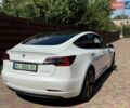 Білий Тесла Модель 3, об'ємом двигуна 0 л та пробігом 67 тис. км за 22900 $, фото 9 на Automoto.ua