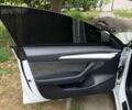 Білий Тесла Модель 3, об'ємом двигуна 0 л та пробігом 74 тис. км за 22900 $, фото 20 на Automoto.ua
