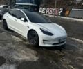 Білий Тесла Модель 3, об'ємом двигуна 0 л та пробігом 102 тис. км за 25500 $, фото 1 на Automoto.ua