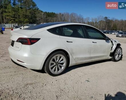 Белый Тесла Модель 3, объемом двигателя 0 л и пробегом 22 тыс. км за 8500 $, фото 2 на Automoto.ua