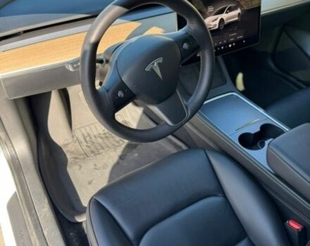 Білий Тесла Модель 3, об'ємом двигуна 0 л та пробігом 55 тис. км за 21000 $, фото 18 на Automoto.ua