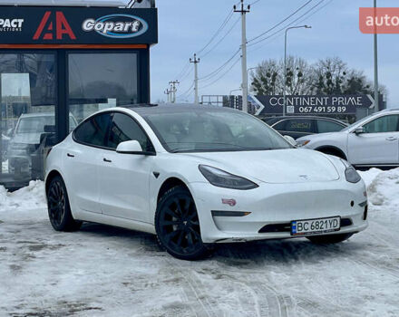 Білий Тесла Модель 3, об'ємом двигуна 0 л та пробігом 76 тис. км за 18800 $, фото 2 на Automoto.ua