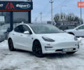 Білий Тесла Модель 3, об'ємом двигуна 0 л та пробігом 76 тис. км за 18800 $, фото 2 на Automoto.ua