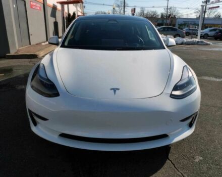 Белый Тесла Модель 3, объемом двигателя 0 л и пробегом 27 тыс. км за 9900 $, фото 1 на Automoto.ua