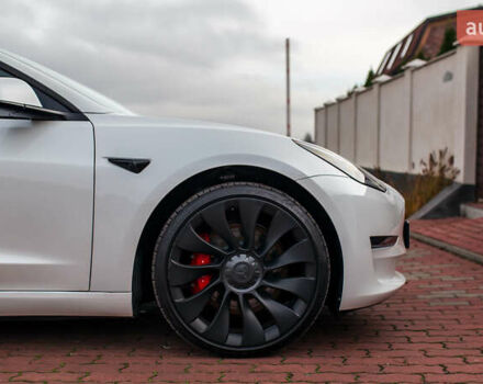 Белый Тесла Модель 3, объемом двигателя 0 л и пробегом 5 тыс. км за 27500 $, фото 13 на Automoto.ua