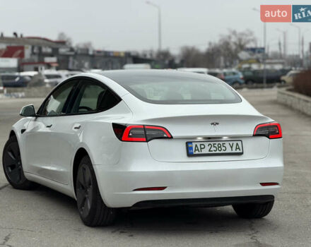 Белый Тесла Модель 3, объемом двигателя 0 л и пробегом 31 тыс. км за 17999 $, фото 16 на Automoto.ua