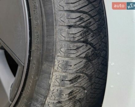 Білий Тесла Модель 3, об'ємом двигуна 0 л та пробігом 74 тис. км за 17900 $, фото 9 на Automoto.ua