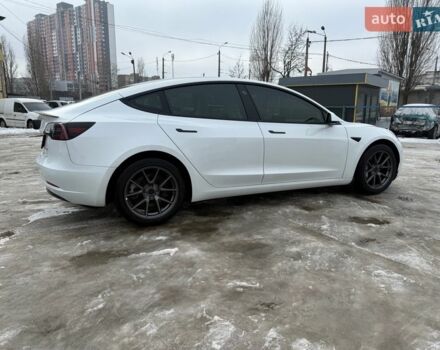 Белый Тесла Модель 3, объемом двигателя 0 л и пробегом 57 тыс. км за 18800 $, фото 22 на Automoto.ua
