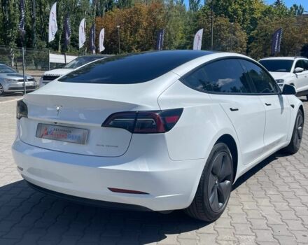 Белый Тесла Модель 3, объемом двигателя 7.5 л и пробегом 34 тыс. км за 24999 $, фото 6 на Automoto.ua