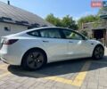Білий Тесла Модель 3, об'ємом двигуна 0 л та пробігом 57 тис. км за 19499 $, фото 6 на Automoto.ua