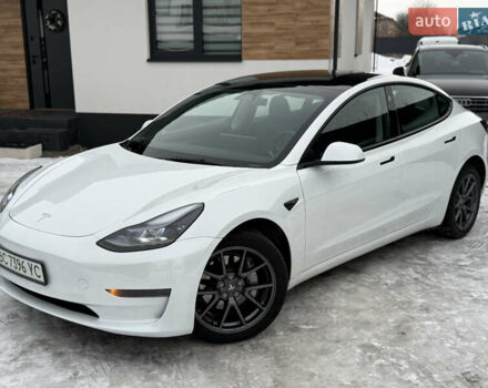 Белый Тесла Модель 3, объемом двигателя 0 л и пробегом 30 тыс. км за 19900 $, фото 3 на Automoto.ua