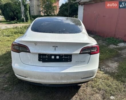 Білий Тесла Модель 3, об'ємом двигуна 0 л та пробігом 195 тис. км за 14999 $, фото 5 на Automoto.ua