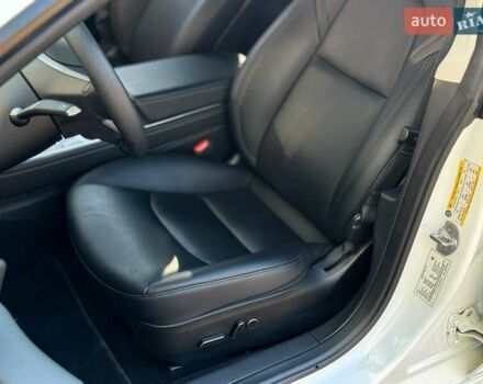 Белый Тесла Модель 3, объемом двигателя 0 л и пробегом 35 тыс. км за 27999 $, фото 12 на Automoto.ua