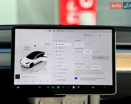 Белый Тесла Модель 3, объемом двигателя 0 л и пробегом 35 тыс. км за 27999 $, фото 18 на Automoto.ua