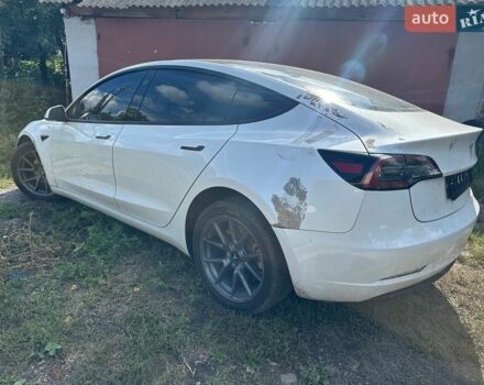 Білий Тесла Модель 3, об'ємом двигуна 0 л та пробігом 195 тис. км за 14999 $, фото 3 на Automoto.ua