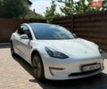 Білий Тесла Модель 3, об'ємом двигуна 0 л та пробігом 67 тис. км за 22900 $, фото 1 на Automoto.ua