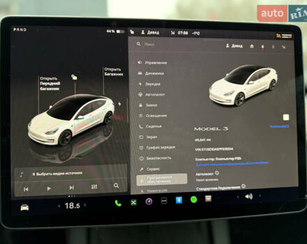 Белый Тесла Модель 3, объемом двигателя 0 л и пробегом 46 тыс. км за 18900 $, фото 14 на Automoto.ua