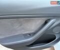 Белый Тесла Модель 3, объемом двигателя 0 л и пробегом 32 тыс. км за 19900 $, фото 24 на Automoto.ua