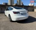 Белый Тесла Модель 3, объемом двигателя 0 л и пробегом 93 тыс. км за 18900 $, фото 12 на Automoto.ua