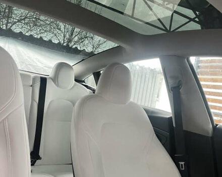 Белый Тесла Модель 3, объемом двигателя 0 л и пробегом 41 тыс. км за 22000 $, фото 2 на Automoto.ua