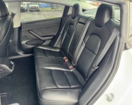 Білий Тесла Модель 3, об'ємом двигуна 0 л та пробігом 35 тис. км за 15200 $, фото 10 на Automoto.ua