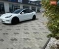 Білий Тесла Модель 3, об'ємом двигуна 0 л та пробігом 42 тис. км за 24200 $, фото 4 на Automoto.ua