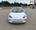 Білий Тесла Модель 3, об'ємом двигуна 0 л та пробігом 5 тис. км за 36500 $, фото 2 на Automoto.ua