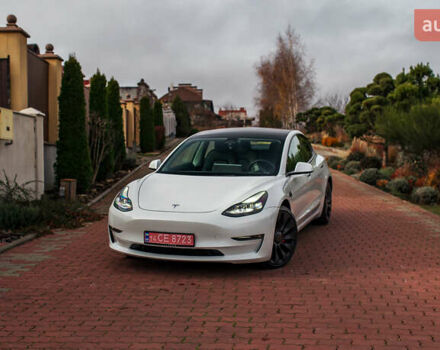 Белый Тесла Модель 3, объемом двигателя 0 л и пробегом 5 тыс. км за 27500 $, фото 57 на Automoto.ua