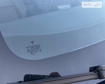 Білий Тесла Модель 3, об'ємом двигуна 0 л та пробігом 3 тис. км за 28500 $, фото 44 на Automoto.ua