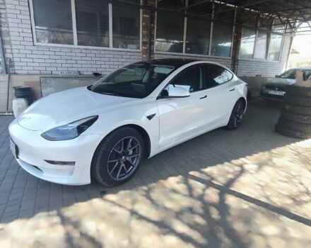 Білий Тесла Модель 3, об'ємом двигуна 0 л та пробігом 8 тис. км за 22500 $, фото 1 на Automoto.ua