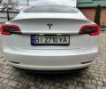 Білий Тесла Модель 3, об'ємом двигуна 0 л та пробігом 45 тис. км за 19900 $, фото 2 на Automoto.ua