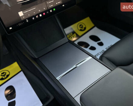 Белый Тесла Модель 3, объемом двигателя 0 л и пробегом 15 тыс. км за 32500 $, фото 15 на Automoto.ua