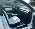 Белый Тесла Модель 3, объемом двигателя 0 л и пробегом 40 тыс. км за 23999 $, фото 21 на Automoto.ua