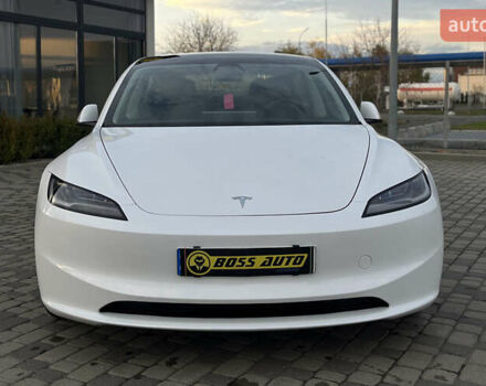 Белый Тесла Модель 3, объемом двигателя 0 л и пробегом 15 тыс. км за 32500 $, фото 1 на Automoto.ua