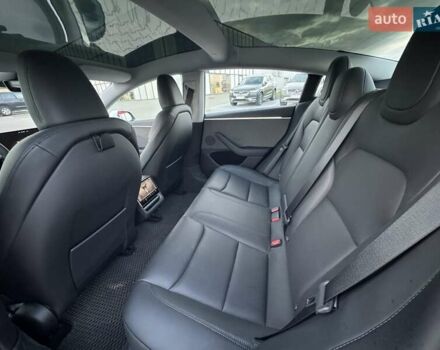 Белый Тесла Модель 3, объемом двигателя 0 л и пробегом 12 тыс. км за 27000 $, фото 33 на Automoto.ua
