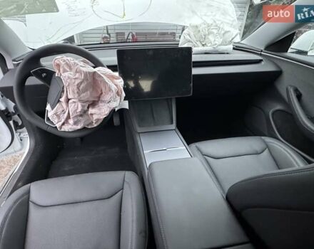 Білий Тесла Модель 3, об'ємом двигуна 0 л та пробігом 3 тис. км за 24500 $, фото 23 на Automoto.ua