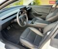 Білий Тесла Модель 3, об'ємом двигуна 0 л та пробігом 24 тис. км за 31999 $, фото 46 на Automoto.ua