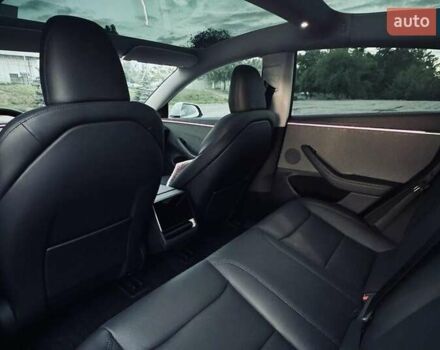 Белый Тесла Модель 3, объемом двигателя 0 л и пробегом 14 тыс. км за 27500 $, фото 6 на Automoto.ua