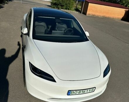 Белый Тесла Модель 3, объемом двигателя 0 л и пробегом 33 тыс. км за 28190 $, фото 6 на Automoto.ua