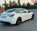 Белый Тесла Модель 3, объемом двигателя 0 л и пробегом 39 тыс. км за 23500 $, фото 27 на Automoto.ua