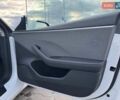 Белый Тесла Модель 3, объемом двигателя 0 л и пробегом 12 тыс. км за 27000 $, фото 27 на Automoto.ua