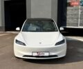 Білий Тесла Модель 3, об'ємом двигуна 0 л та пробігом 25 тис. км за 32000 $, фото 2 на Automoto.ua
