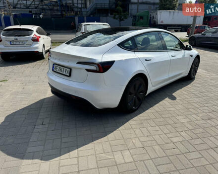 Білий Тесла Модель 3, об'ємом двигуна 0 л та пробігом 17 тис. км за 31999 $, фото 7 на Automoto.ua