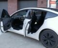 Белый Тесла Модель 3, объемом двигателя 0 л и пробегом 39 тыс. км за 33999 $, фото 11 на Automoto.ua