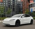 Белый Тесла Модель 3, объемом двигателя 0 л и пробегом 1 тыс. км за 32900 $, фото 1 на Automoto.ua