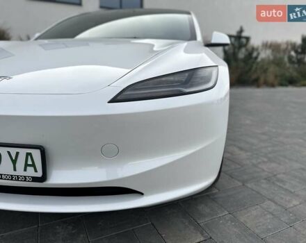 Білий Тесла Модель 3, об'ємом двигуна 0 л та пробігом 7 тис. км за 26300 $, фото 8 на Automoto.ua