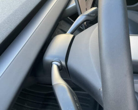 Білий Тесла Модель 3, об'ємом двигуна 0 л та пробігом 45 тис. км за 24000 $, фото 23 на Automoto.ua