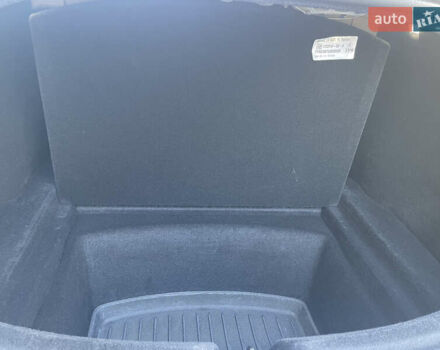 Білий Тесла Модель 3, об'ємом двигуна 0 л та пробігом 45 тис. км за 24000 $, фото 13 на Automoto.ua